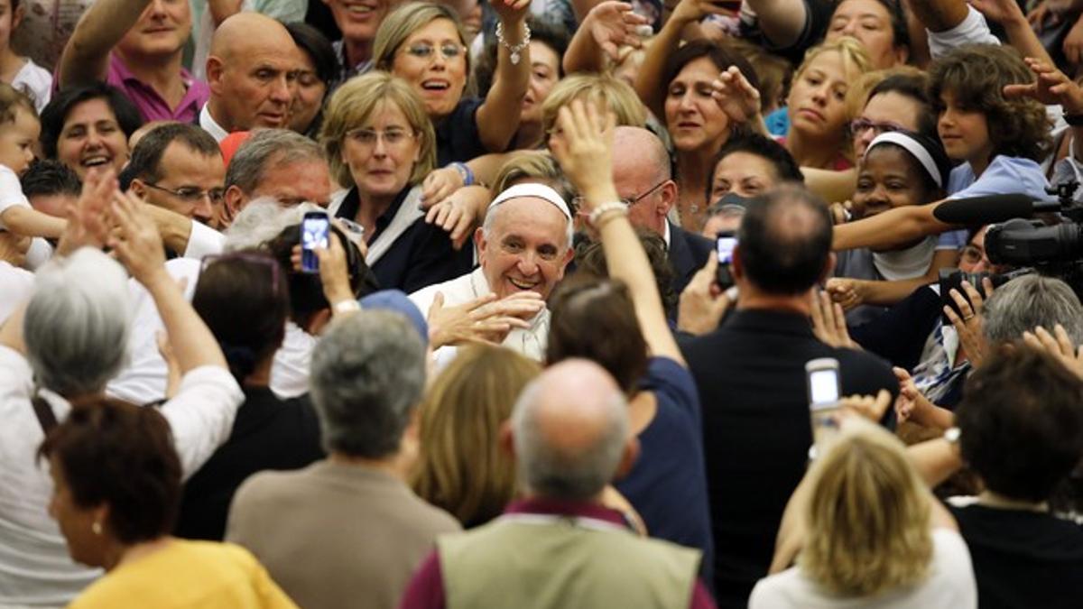 El papa Francisco, a su llegada al Auditorio Pablo VI del Vaticano para una audiencia, el pasado lunes.