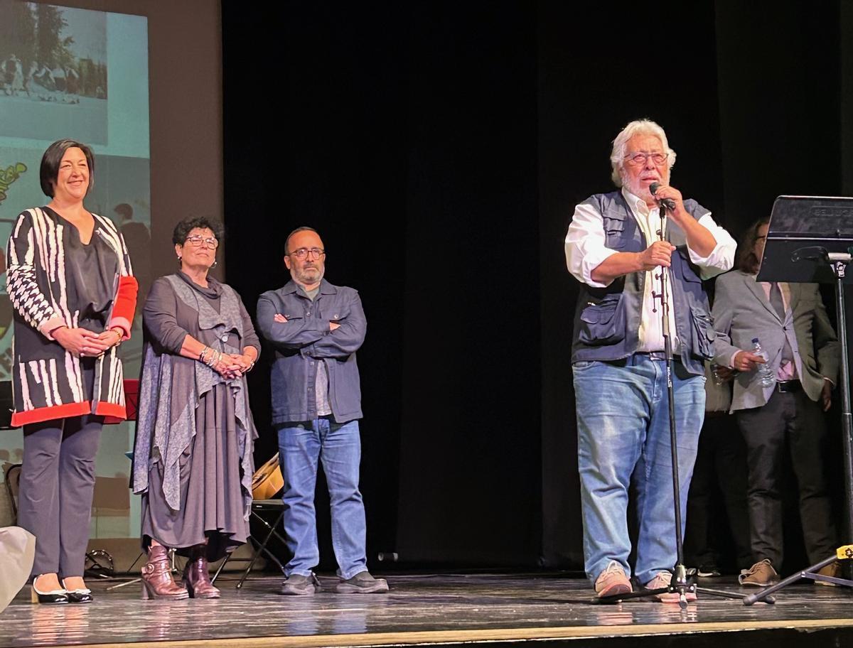 Francisco Nevado y Presidente Diputaci�n, concejala de Cultua de Igualada y alcaldesa de Vilanova jpg.jpg Francisco Nevado y Presidente Diputaci�n, concejala de Cultua de Igualada y alcaldesa de Vilanova jpg.jpg