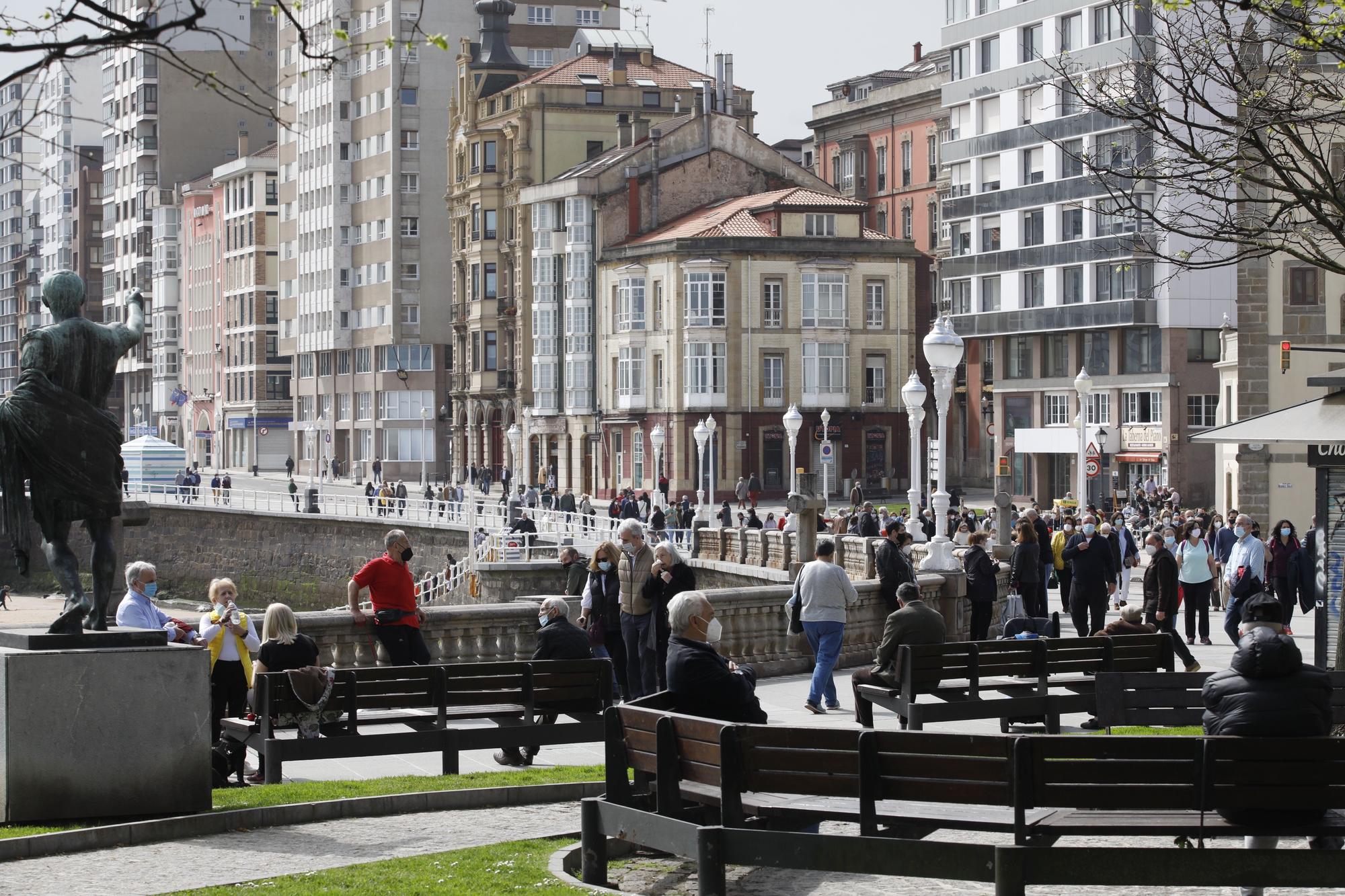 Semana Santa en las calles de Gijón