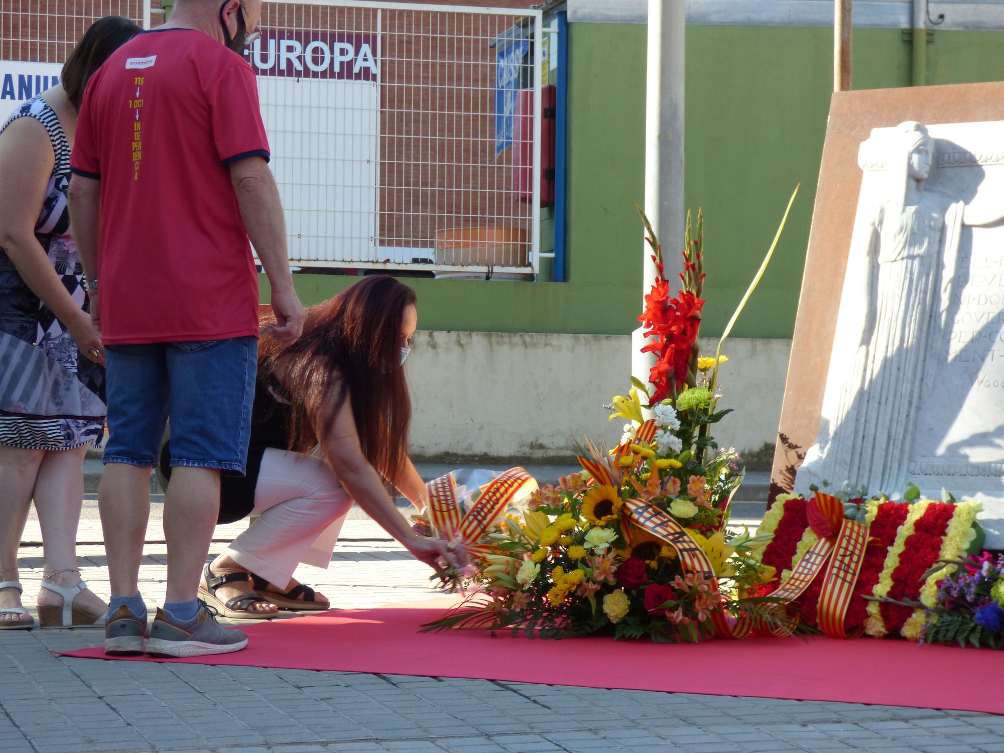 Figueres celebra l'acte institucional de la Diada a la plaça Frederic Marès