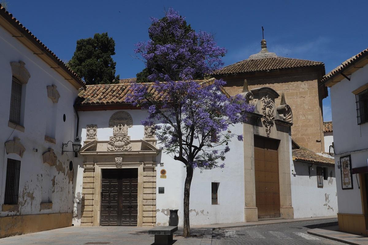 Exterior del Convento de Santa Isabel.