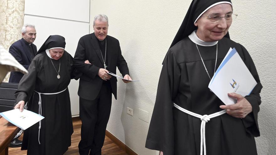 La Iglesia amenaza a las monjas de Belorado con la excomunión: destituyen a la abadesa y prohíben la entrada a Pablo de Rojas