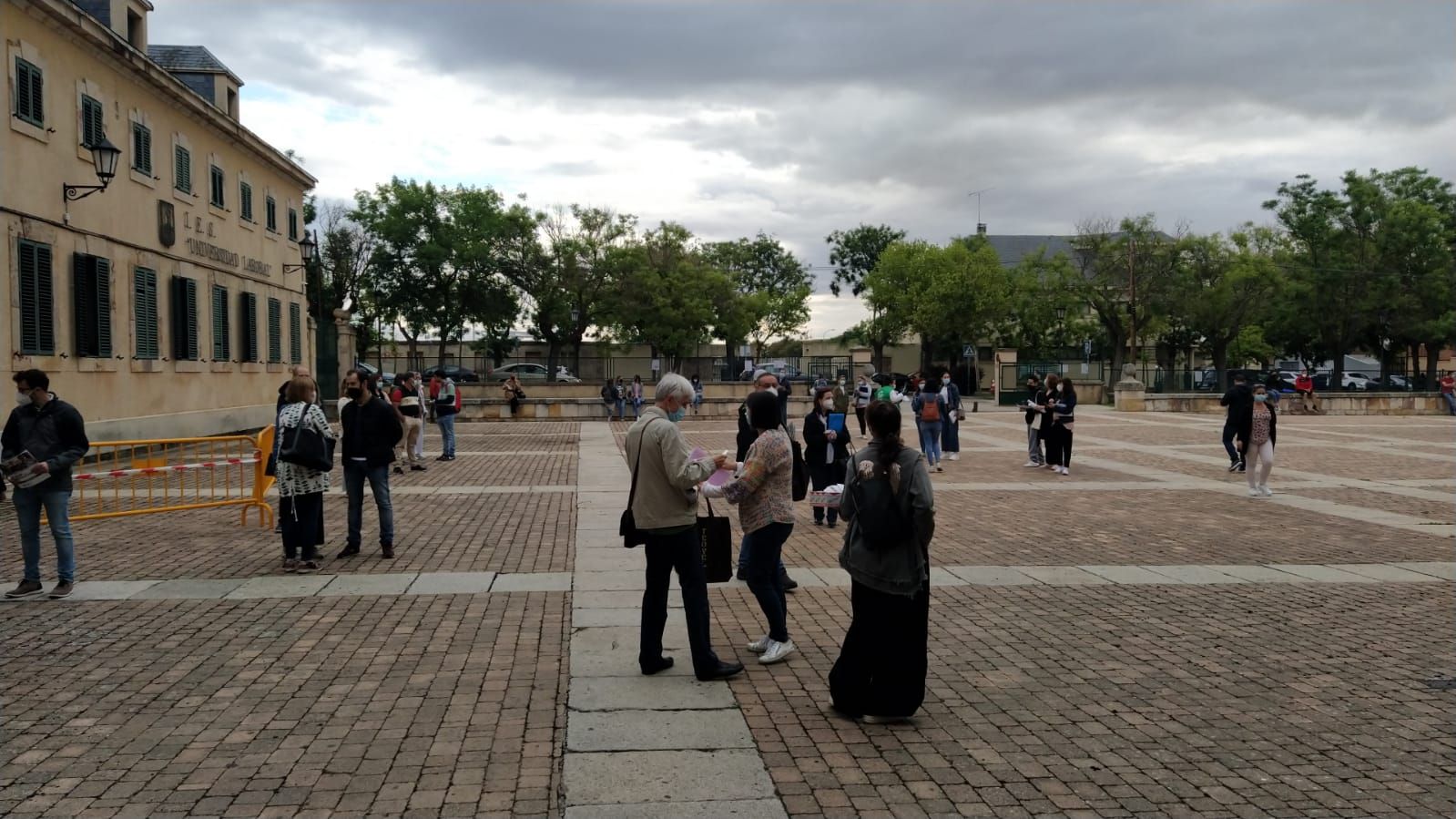GALERÍA | Más de 2.000 opositores pugnan en Zamora por una plaza de profesor