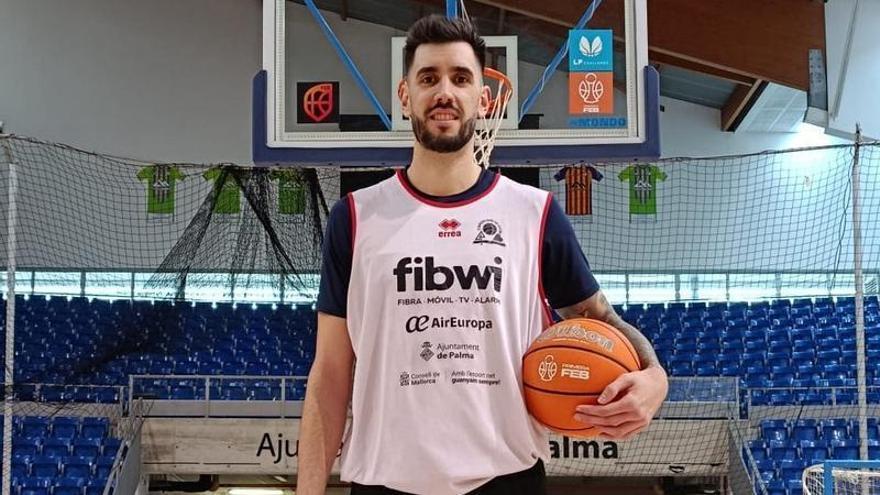 Aramburu, jugador del Fibwi: «Este año hemos enganchado a más gente, el ambiente en Son Moix es muy bonito»