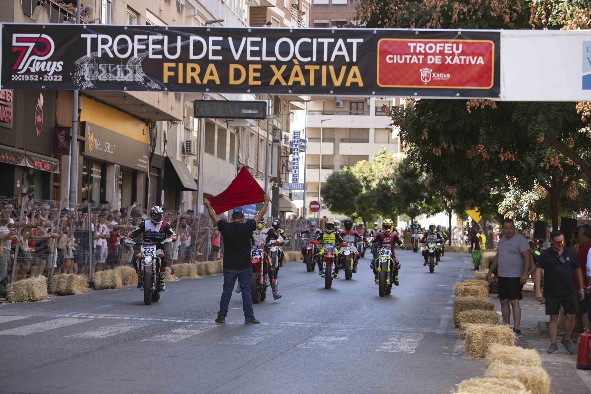 La carrera urbana de motos más antigua de España bate récords en Xàtiva