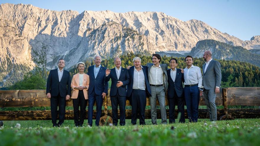 Els líders del G-7 es riuen de les fotos de Putin: «Muntem a cavall a pit descobert?»