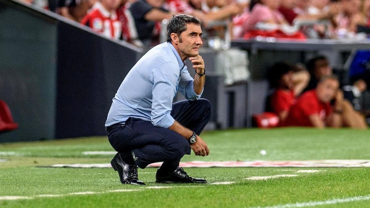 Valverde, en San Mamés durante el Athletic-Barça de la primera jornada de Liga.