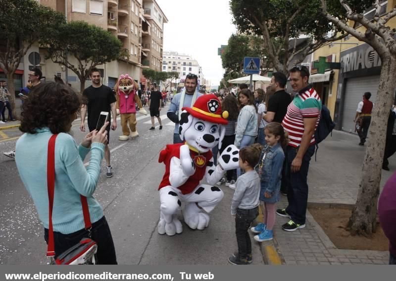 Almassora se llena de fiesta con la cabalgata