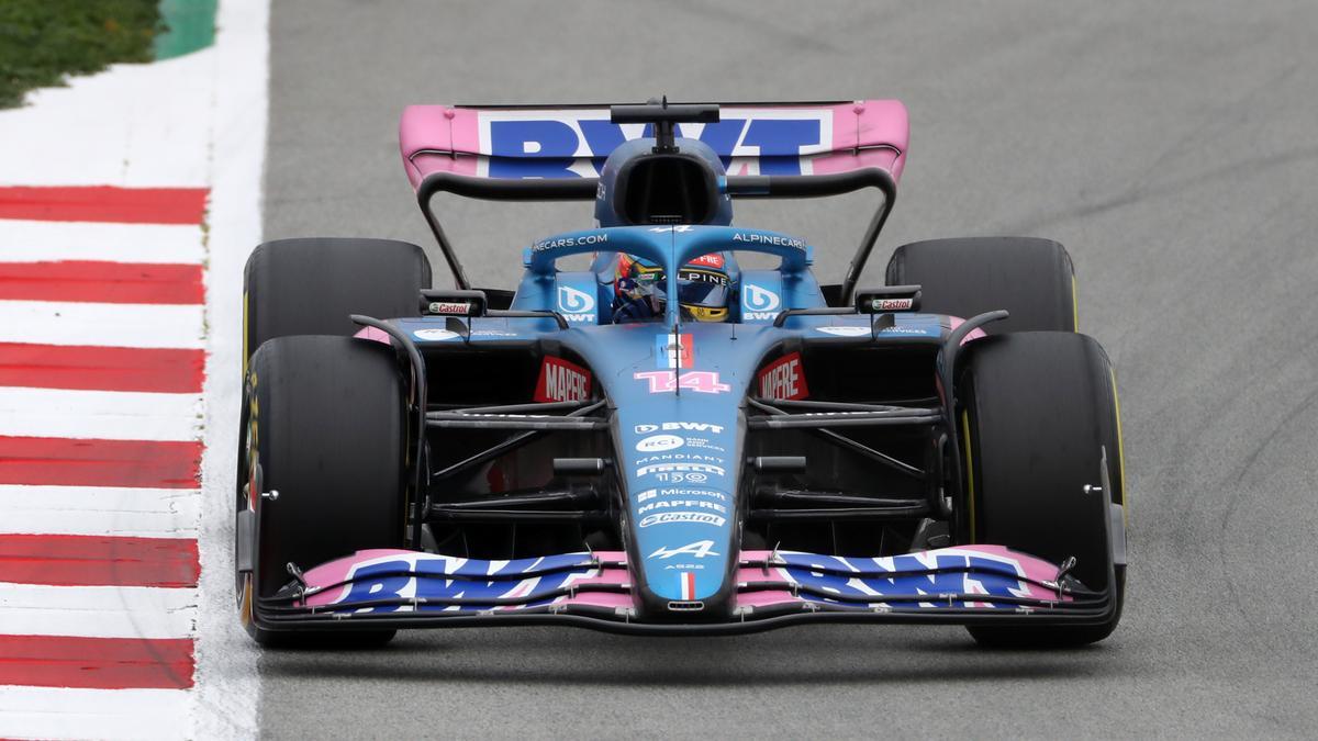 El piloto español Fernando Alonso en los test de pretemporada de F1