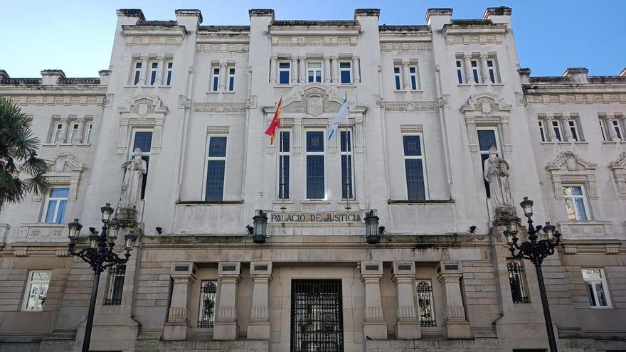 Deniegan una incapacidad a una empleada de hogar de Ourense con fibromialgia y patología cervical: «Su afectación no es lo suficientemente relevante o intensa como para impedir el desarrollo del quehacer laboral»