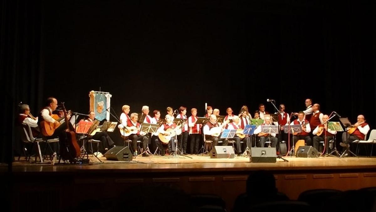 La Rondalla de Sant Pere.