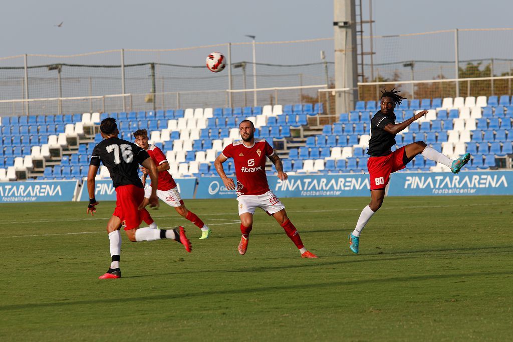 El Real Murcia contra el Al- Wehda, en imágenes