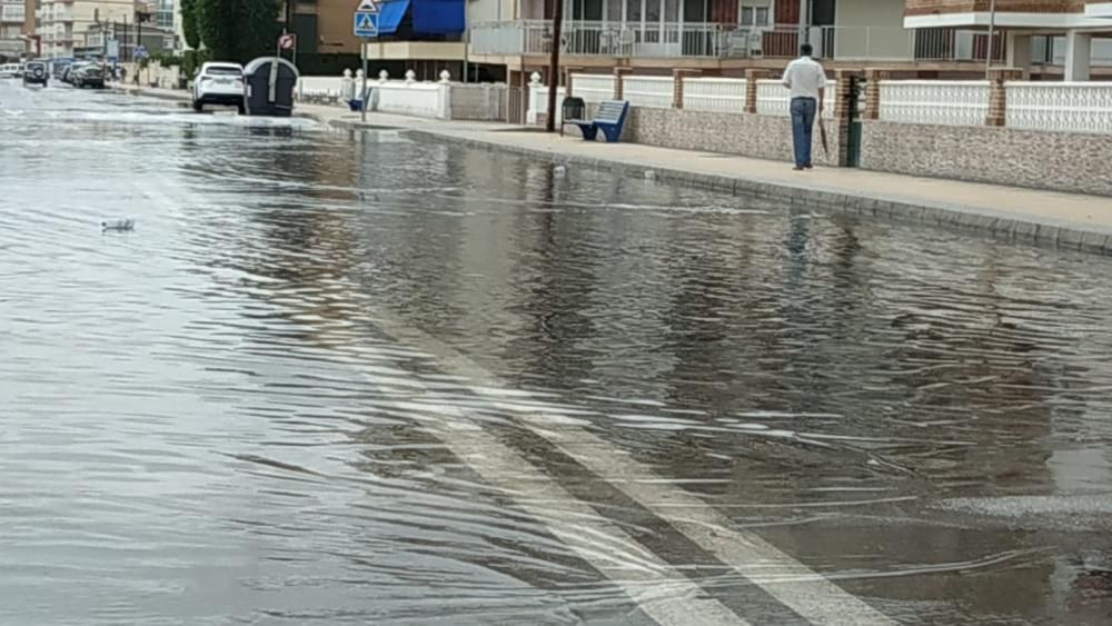 El paso de la gota fría por Santa Pola