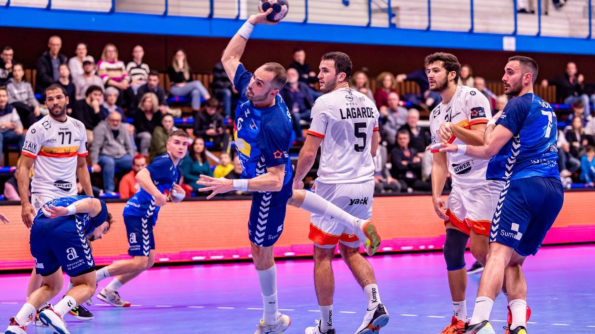 El TM Benidorm ganó su último partido del EHF European League frente al PAUC de Francia