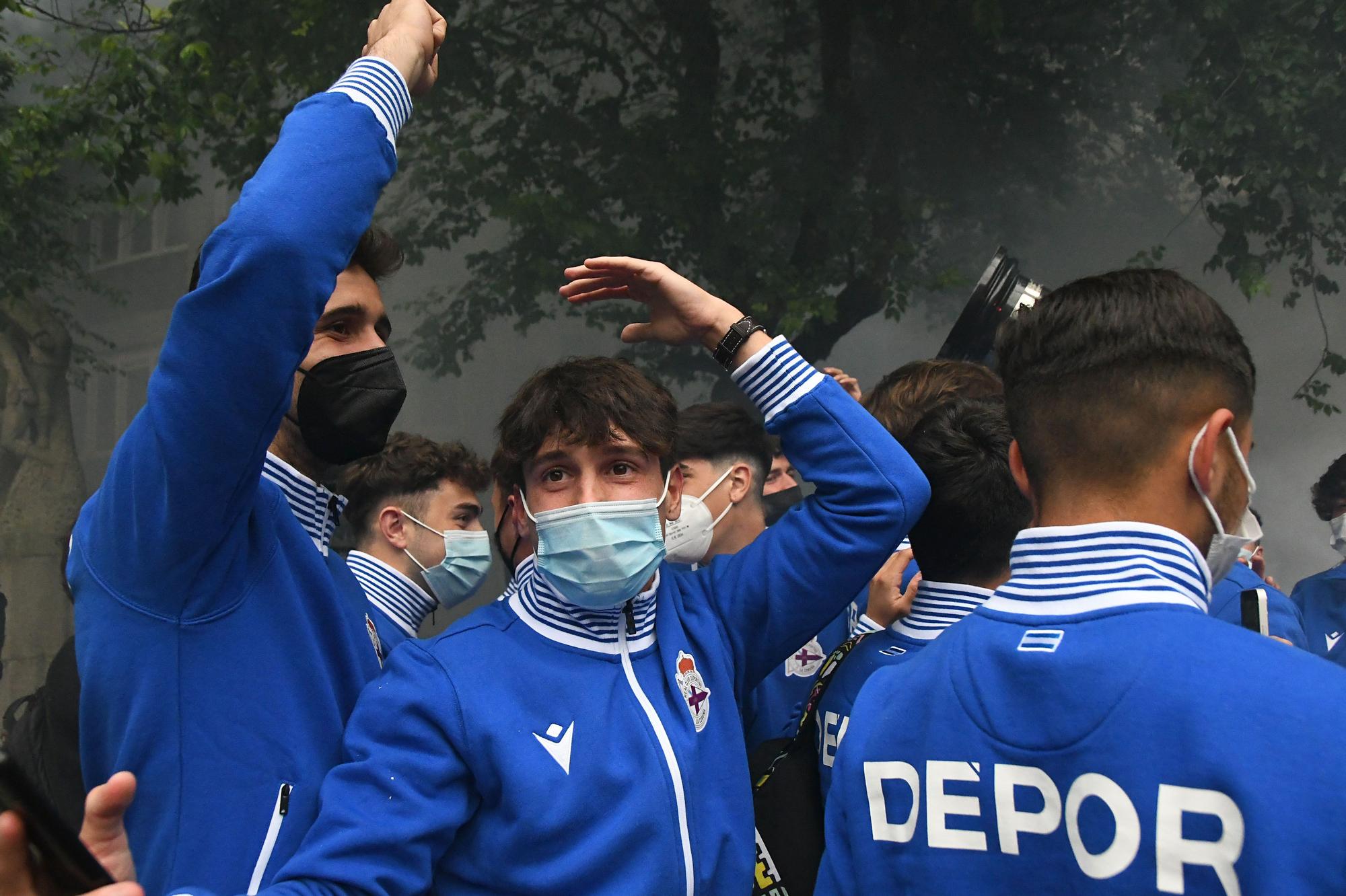 Los juveniles del Dépor celebran en A Coruña su Copa de Campeones