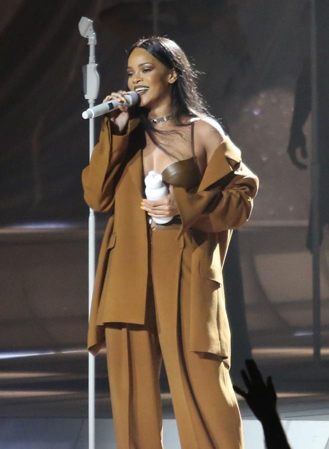 Los looks de Rihanna en Vancouver