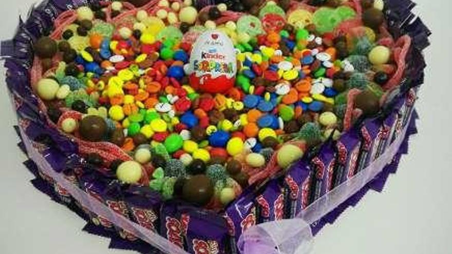 Una de las tarta de chuches encargada para hoy.