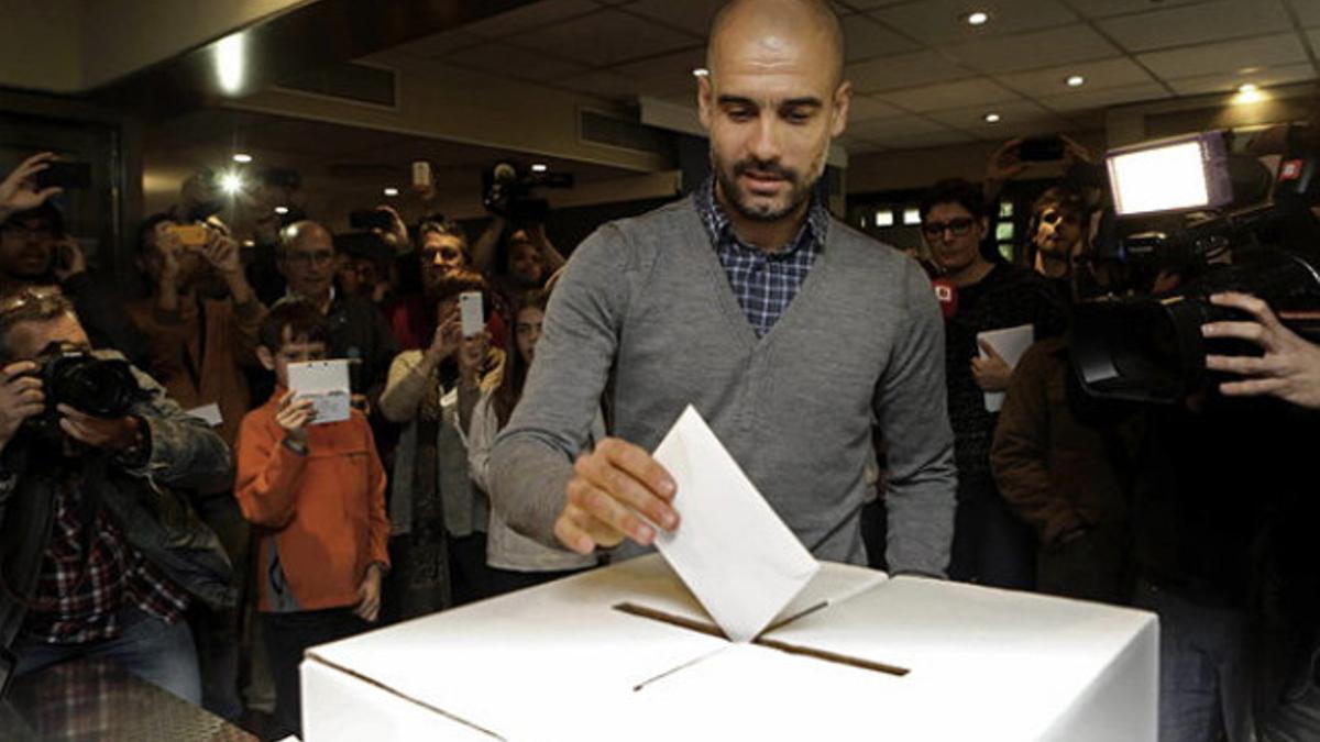 Guardiola, votando en la consulta del 9-N.