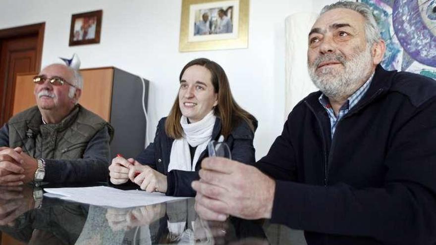 Manuel Fernández, Belén Louzao y José Antonio Dono. //Bernabé/Luismy