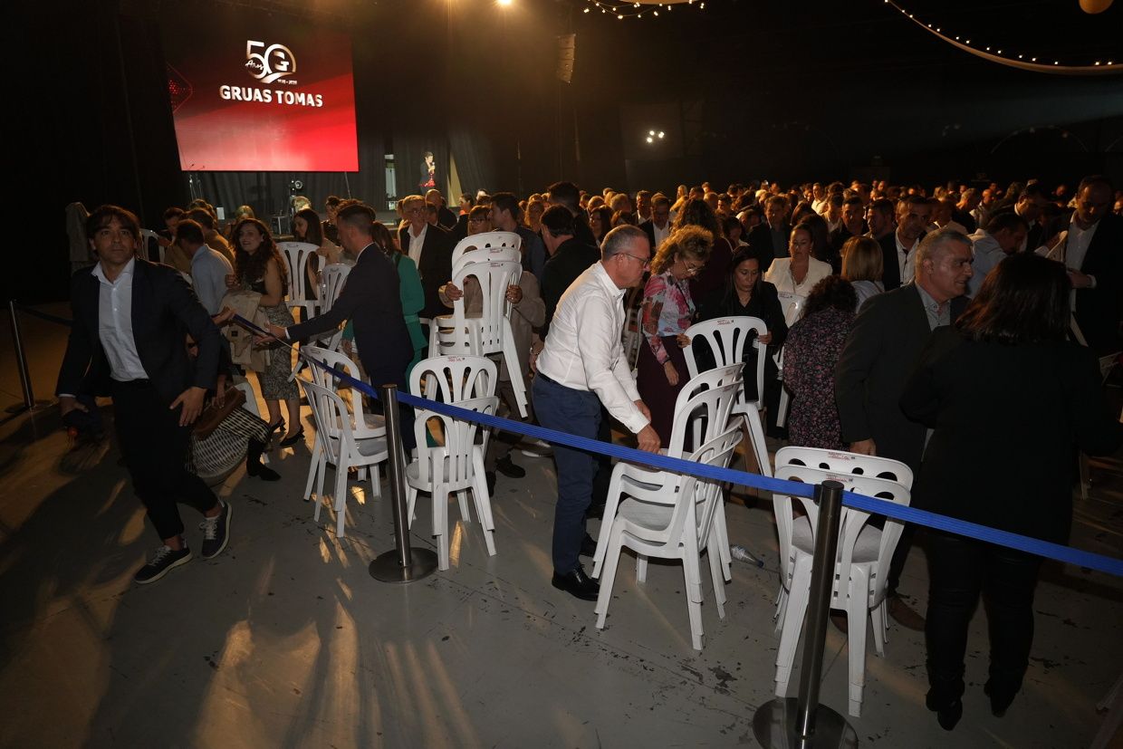Galería de fotos de la gala del 50º aniversario de Grúas Tomás en Vila-real