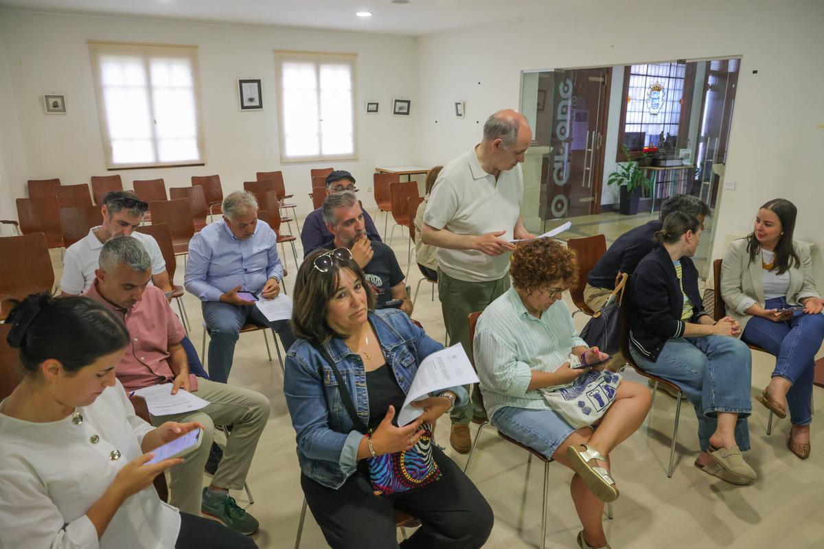 Asistentes a la reunión.
