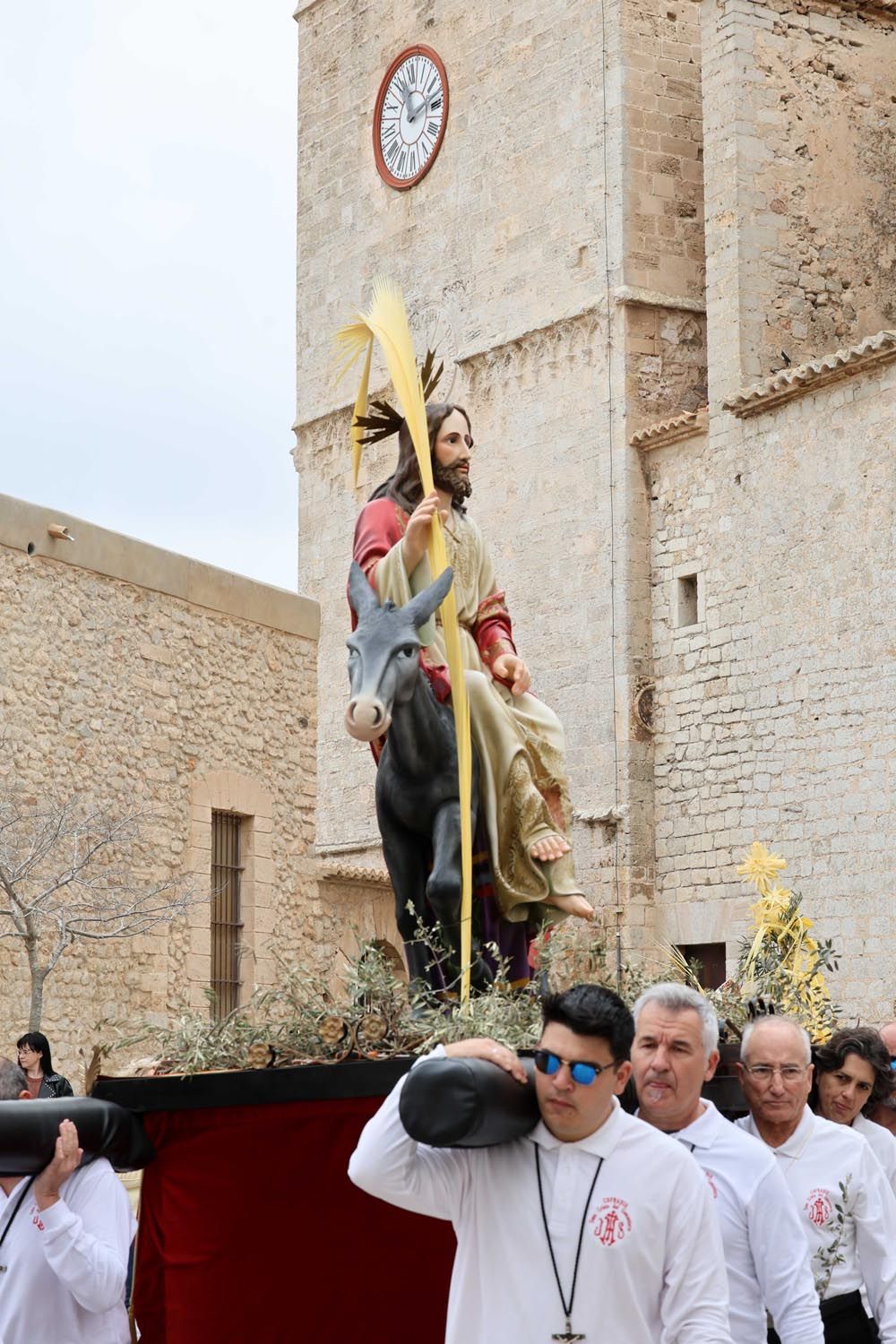 Todas las imágenes de la procesión de la Borriquita en Ibiza