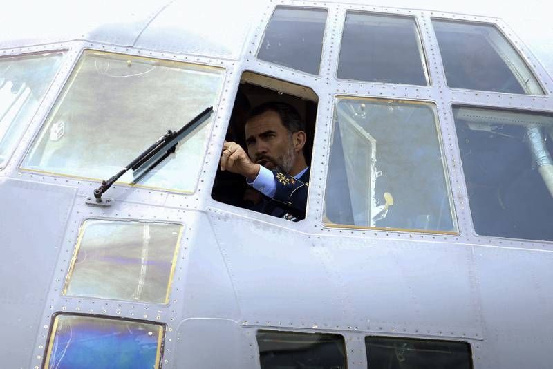 Fotogalería de la visita de Felipe VI a la Base Aérea de Zaragoza