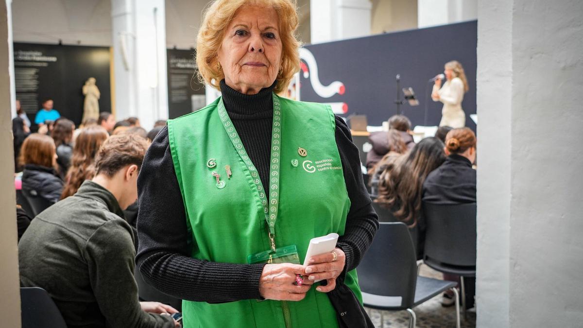 Juana Vivero, primera voluntaria de cuidados paliativos de Extremadura.