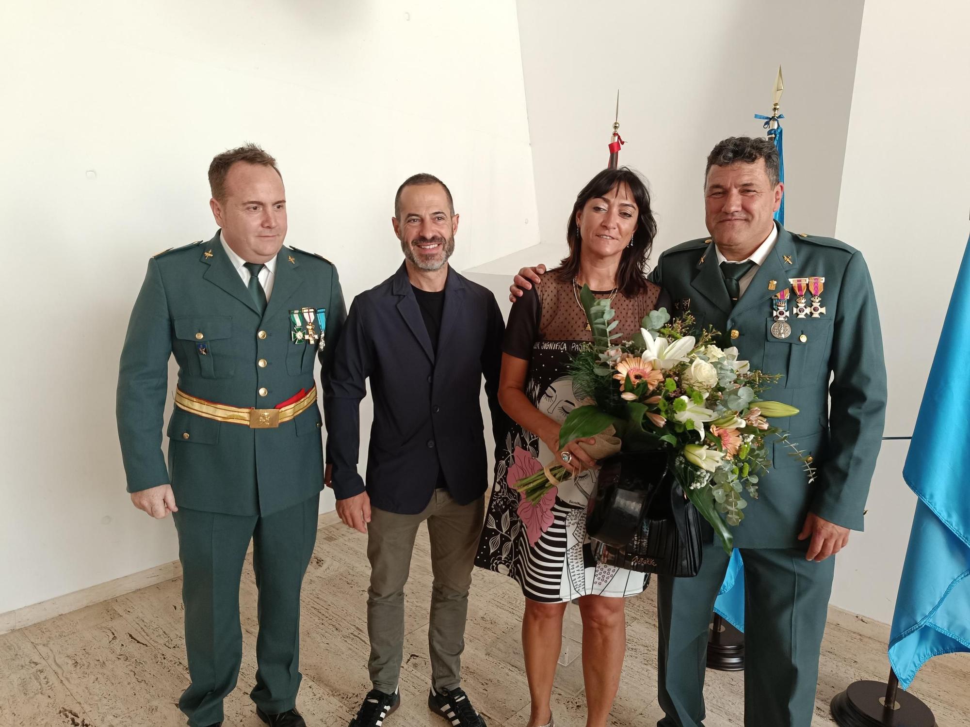 Siero reconoce su trayectoria profesional al Guardia Civil Juan Cándido Braña