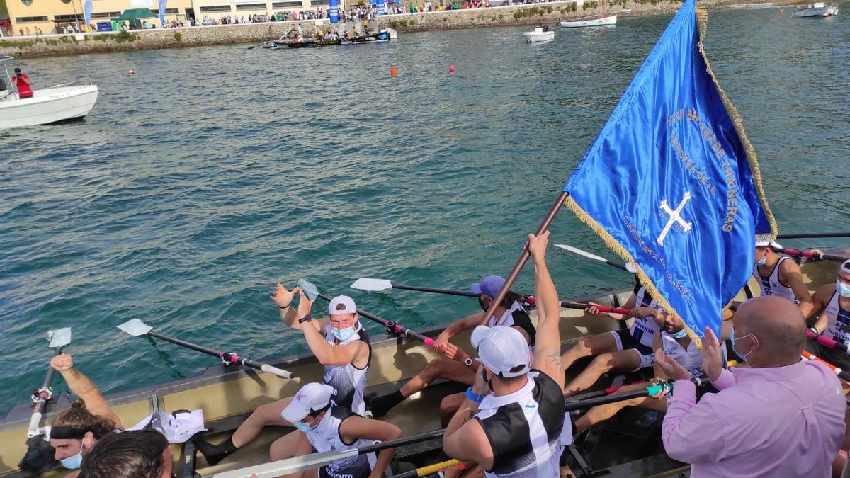 Castropol acoge la XXXIII Bandera Princesa de Asturias de Traineras