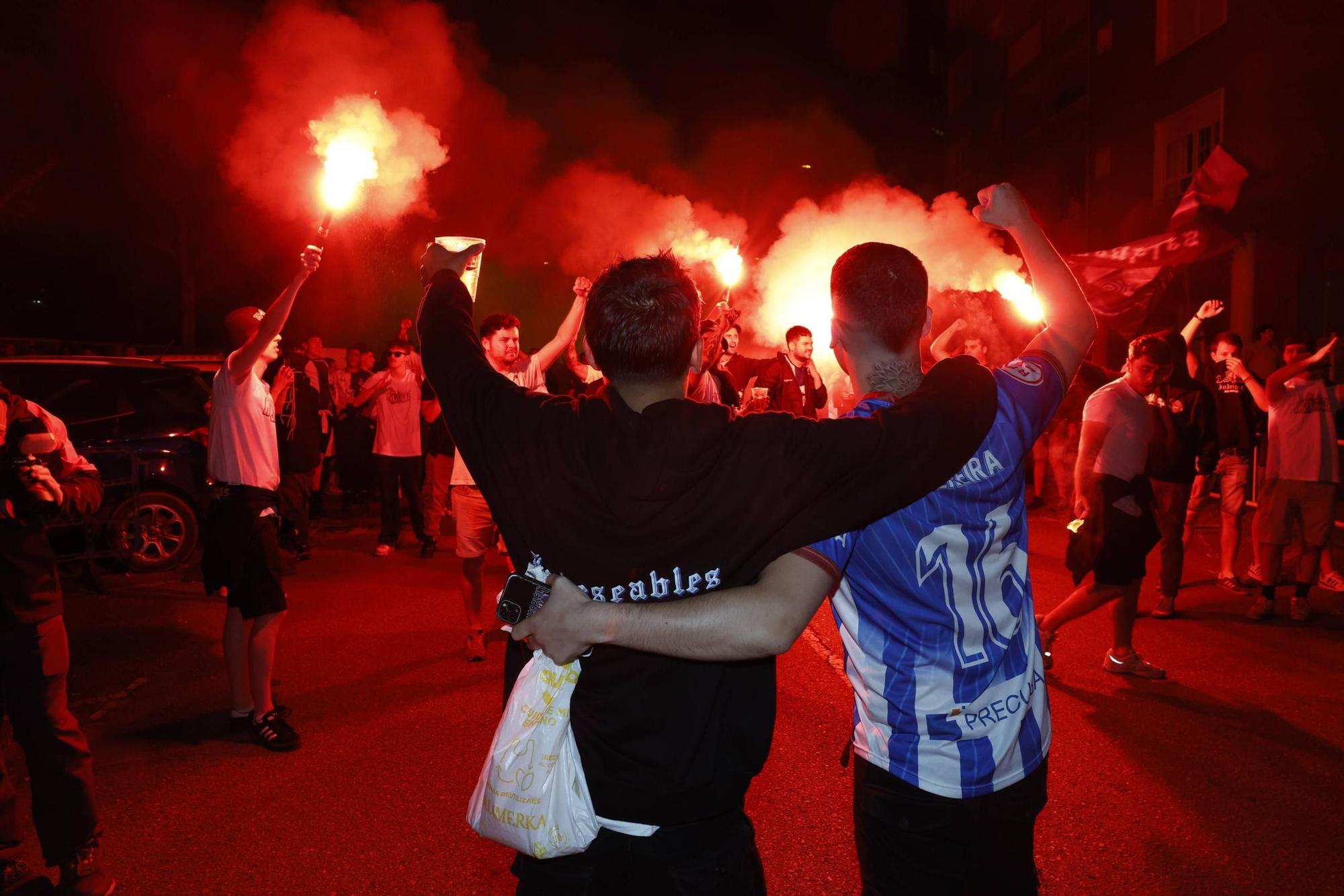 EN IMÁGENES: Locura en las calles de Avilés por el ascenso