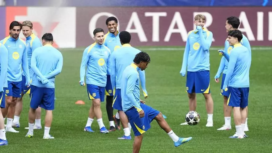 Polémica con el césped del Metropolitano: ¿qué dice la normativa de la Champions?