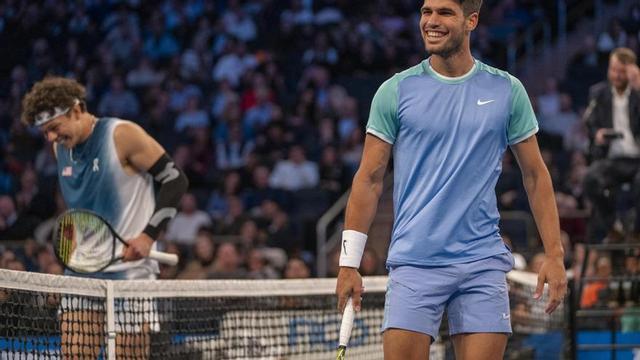 Alcaraz se impone a Shelton en Nueva York.