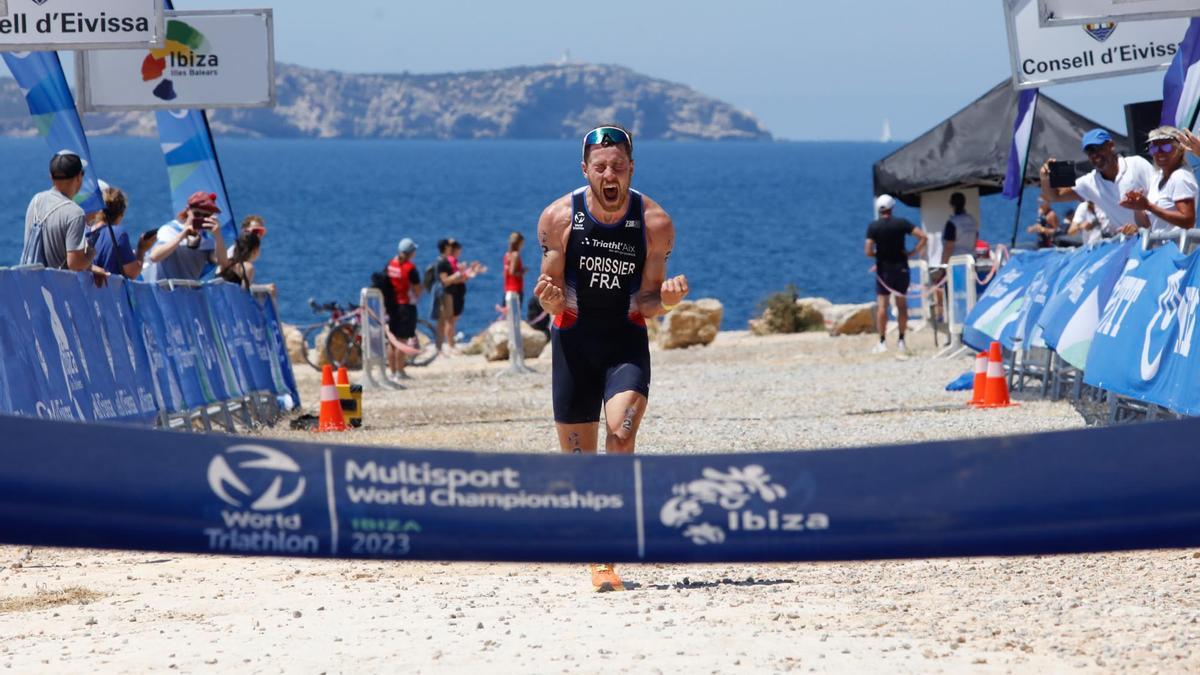 Galería de imágenes del Campeonato del Mundo de Triatlón Cros en Ibiza