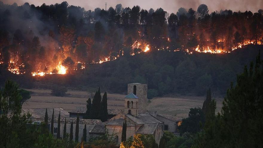 Incendio forestal en el Pont de Vilomara, Manresa (Bages).