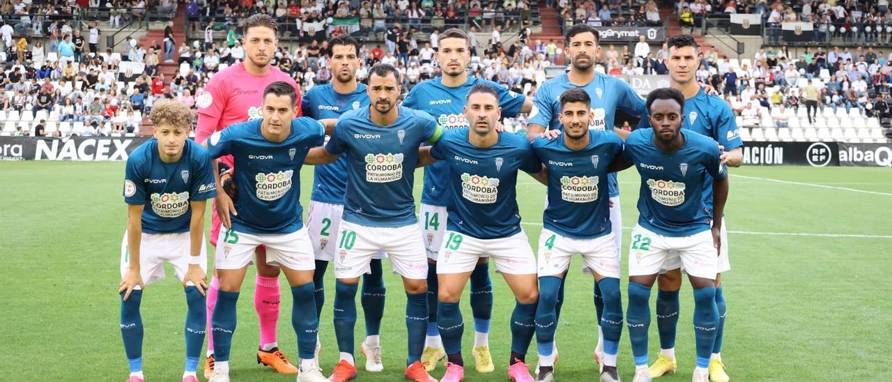 Once inicial del Córdoba CF en la visita al Mérida.