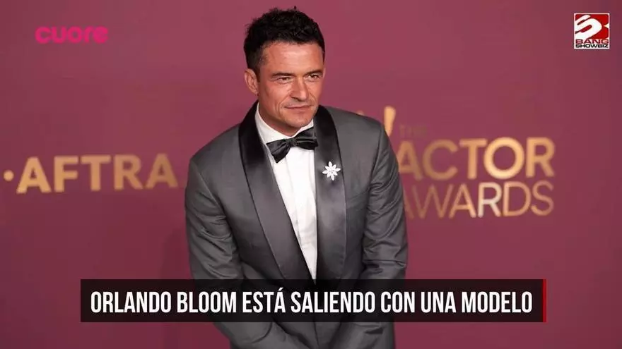 Orlando Bloom, casi a lo Leo DiCaprio: novia modelo, jovencísima e "incluso trajo en avión a su caniche miniatura"