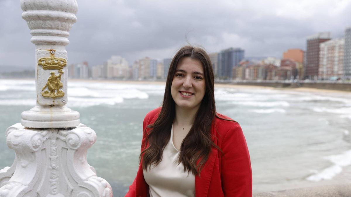 Olaya Suárez, en el Muro de San Lorenzo.