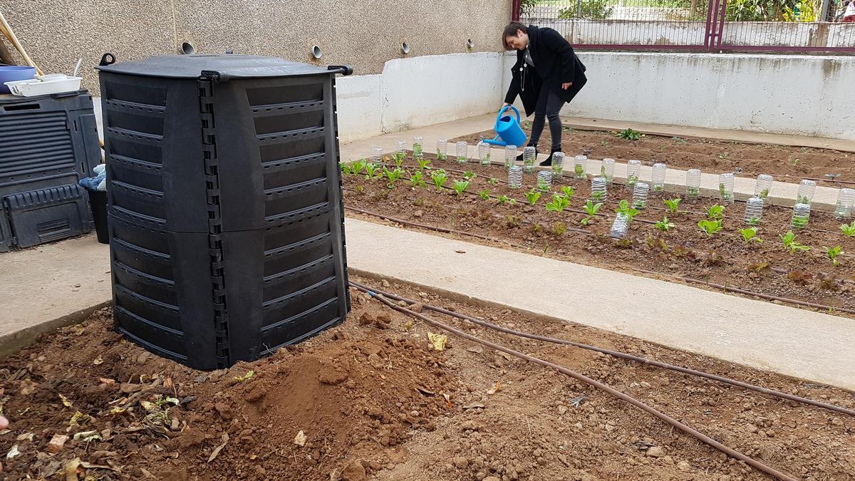 La crisis del COVID ha provocado un cambio en los protocolos de formación y entrega de los compostadores.