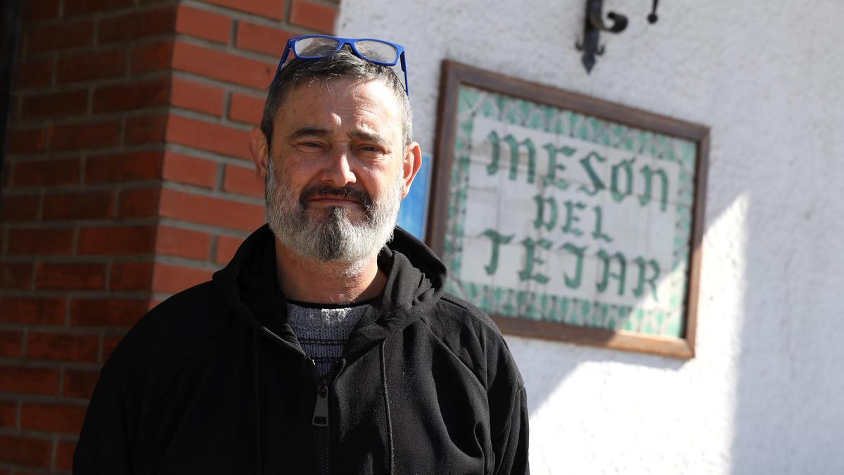 Luis Lafragüeta, jefe del restaurante Mesón del Tejar, ayer en el polígono de Malpica.