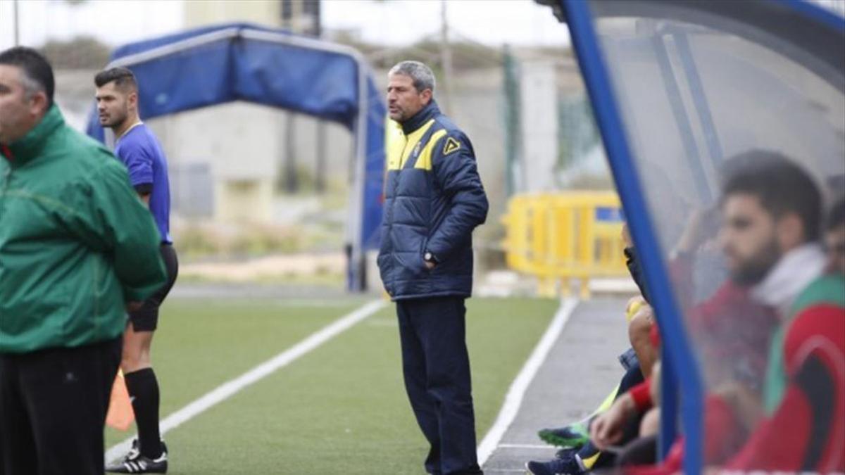 Manolo Márquez da el salto al primer equipo de la UD Las Palmas