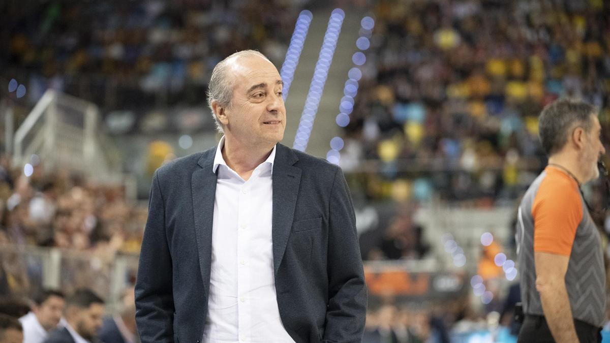 Txus Vidorreta se lamenta durante el partido.