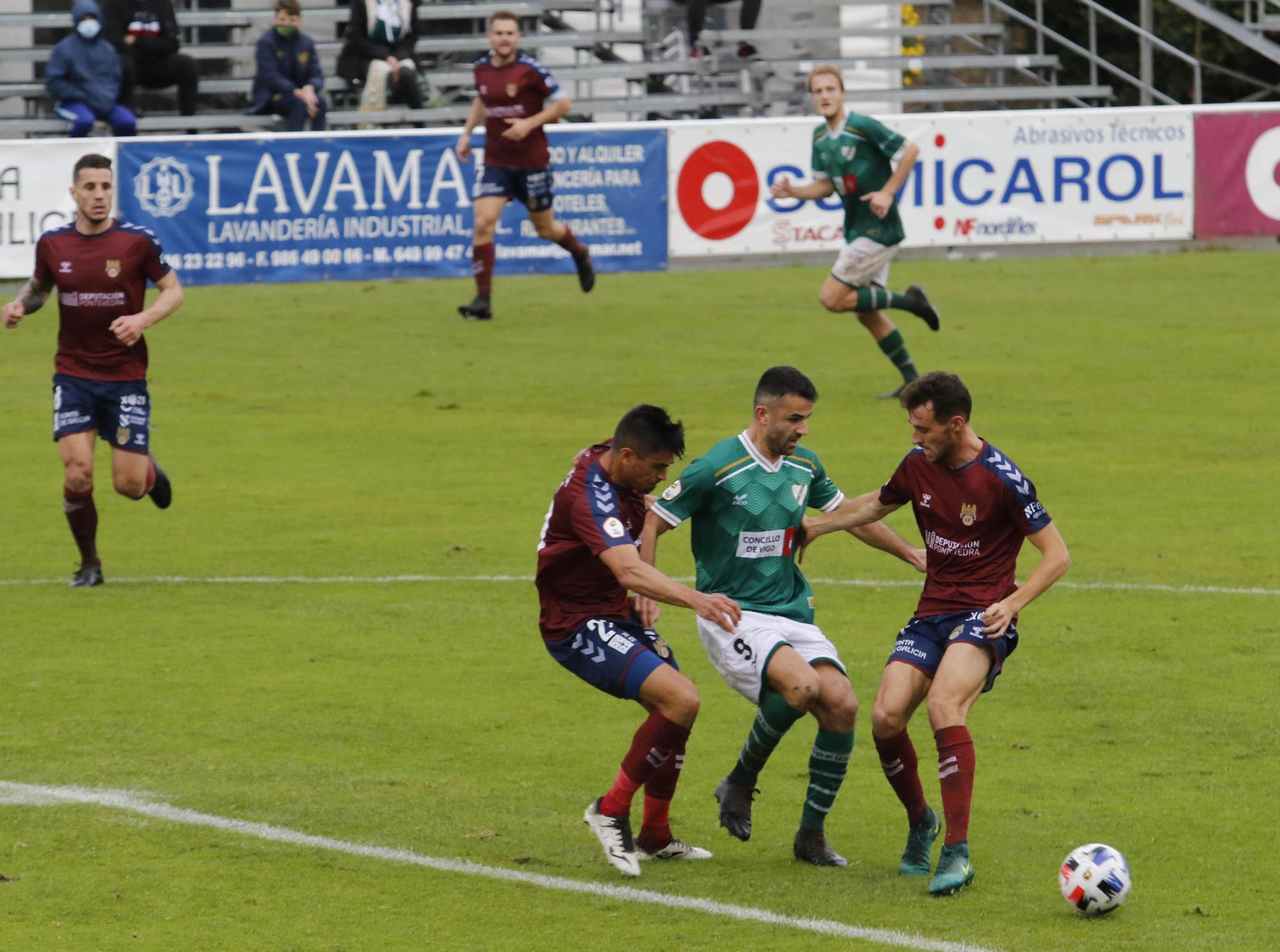 El Pontevedra pierde el título de invicto ante el Coruxo