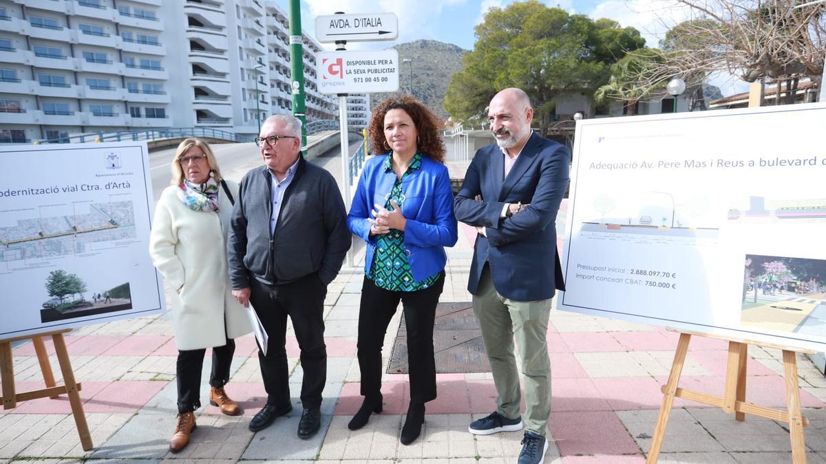 Las autoridades insulares y municipales han presentado los dos proyectos este jueves en Alcúdia.