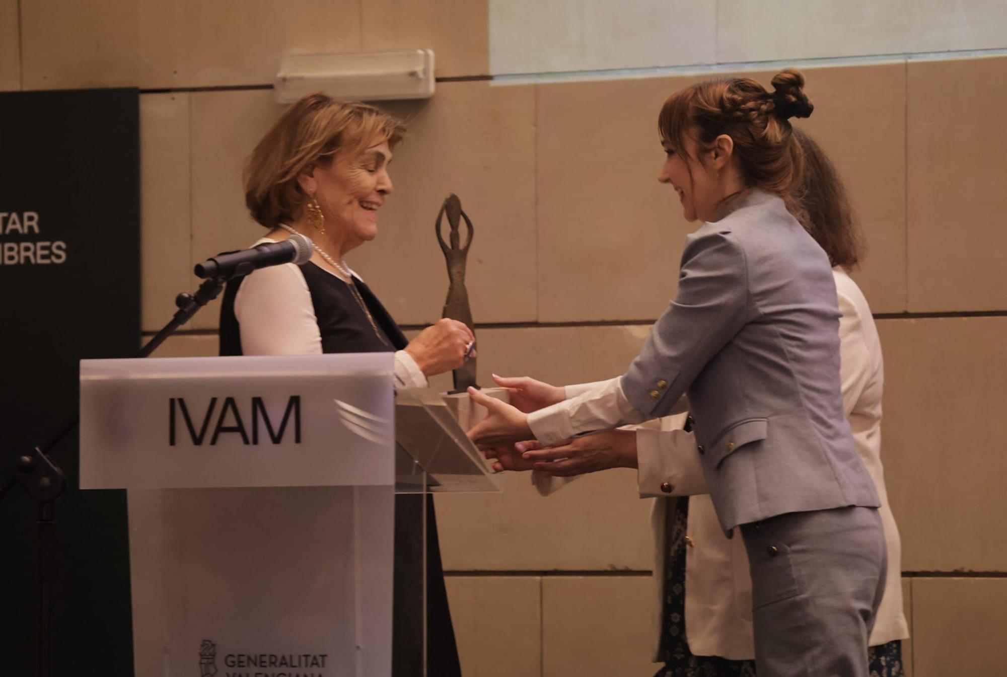 Simone Fattal recibe el premio Julio González en el IVAM