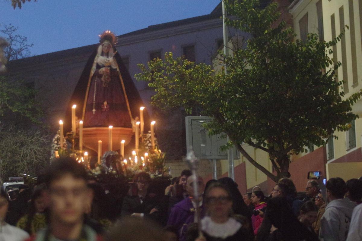 Dulce Resignación: procesión en La Trinidad