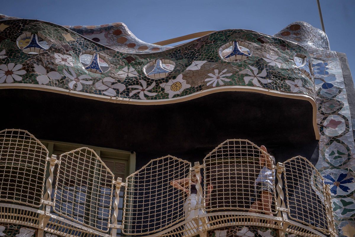 La Casa Batlló recupera sus colores originales