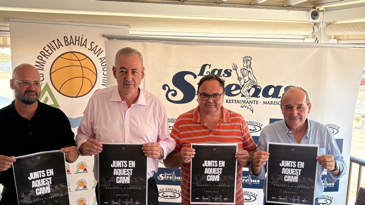 La presentación de la campaña de abonados ha tenido lugar en el restaurante Las Sirenas.