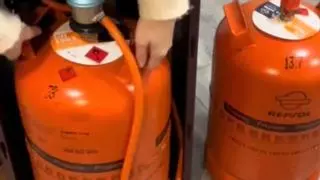 Adiós a las botellas de butano naranjas: desaparecen las de toda la vida, estas serán las nuevas