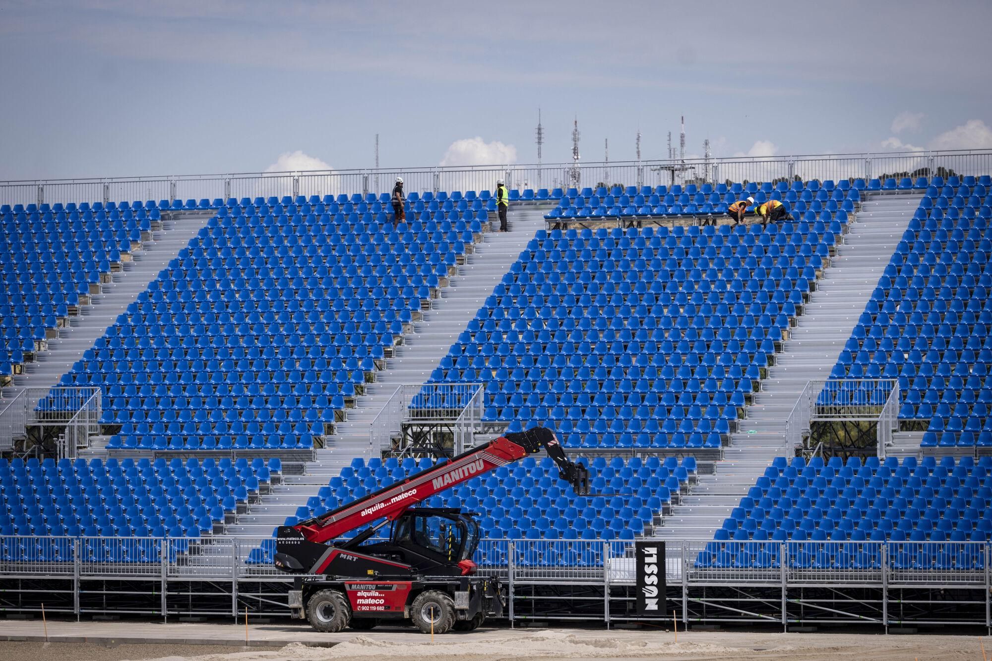 En imágenes | Así ha sido la construcción de la 'mini Romareda' 